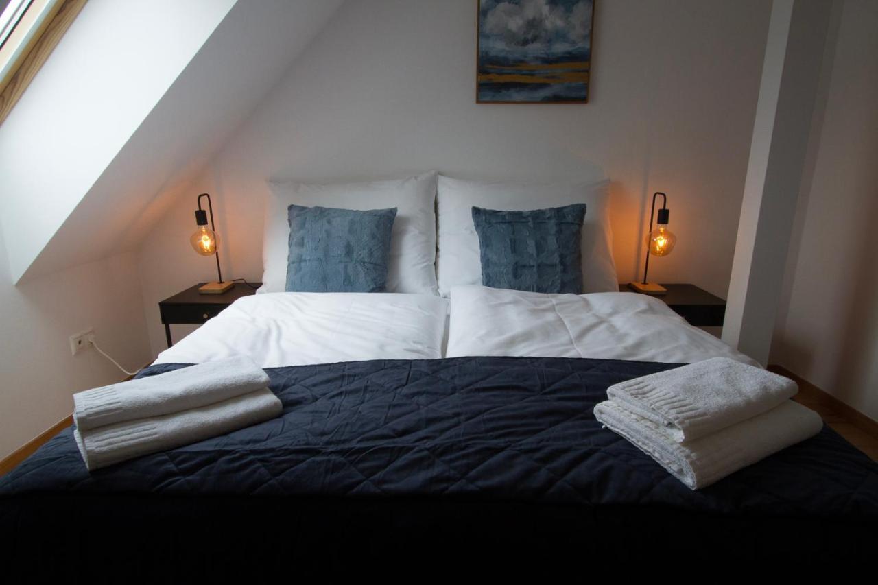 Apartment Maisonette With Terrace *