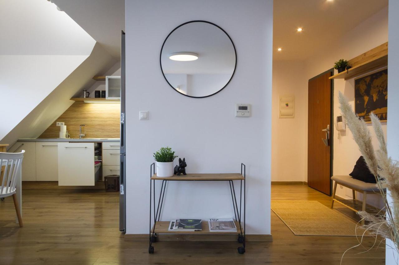 Apartment Maisonette With Terrace