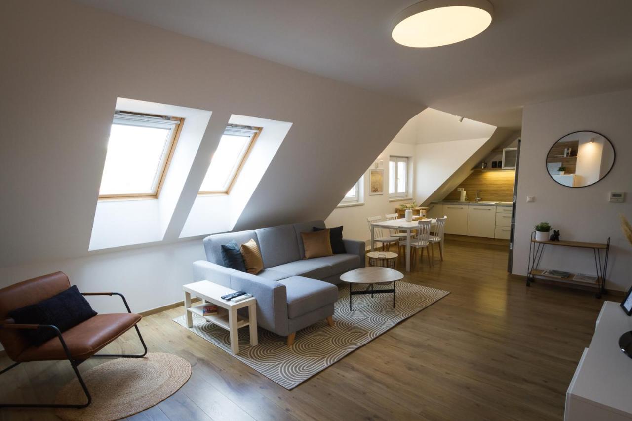 Maisonette With Terrace Apartment